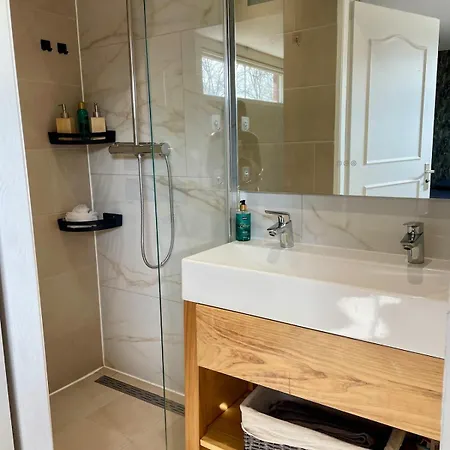 Cozy And Private Close To The Appartement Oss