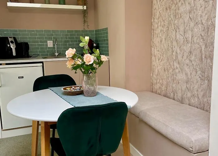 Cozy And Private Close To The Appartement *