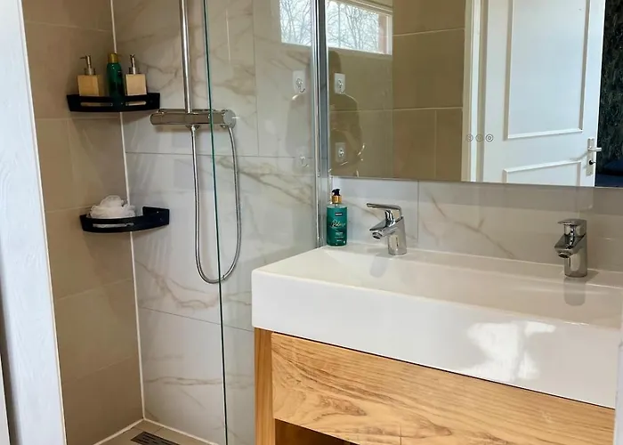 Cozy And Private Close To The Appartement Oss