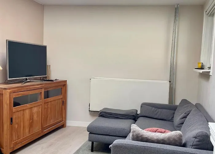 Cozy And Private Close To The Appartement